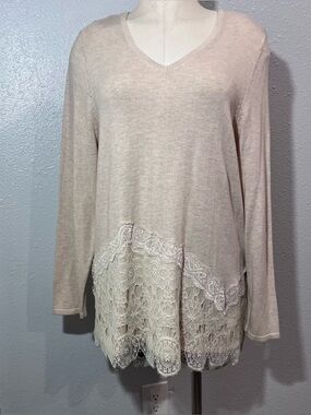 Chico's Cream Lace-Hem V-Neck Tunic Sz 2